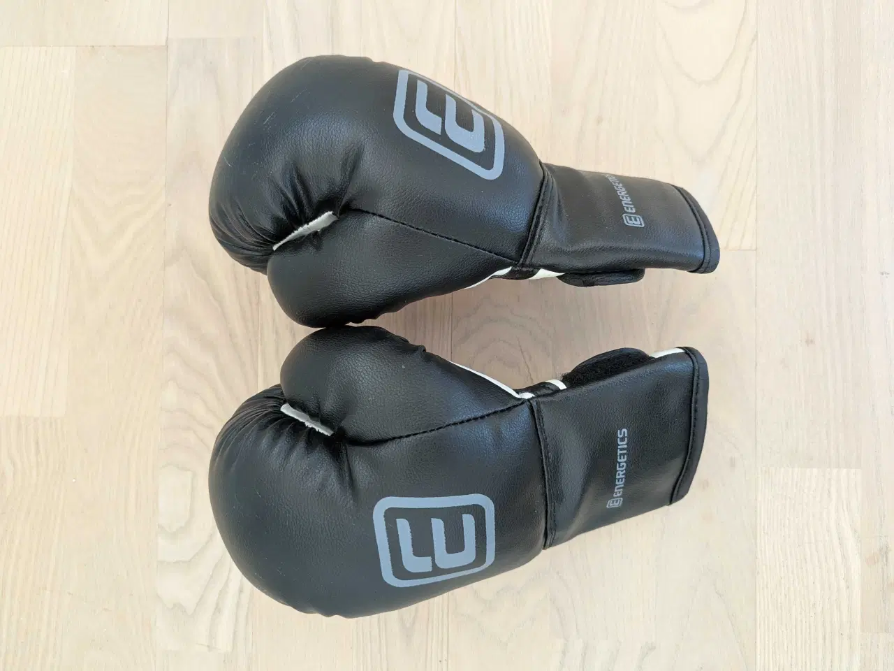 Billede 2 - Boksepude og handsker til børn