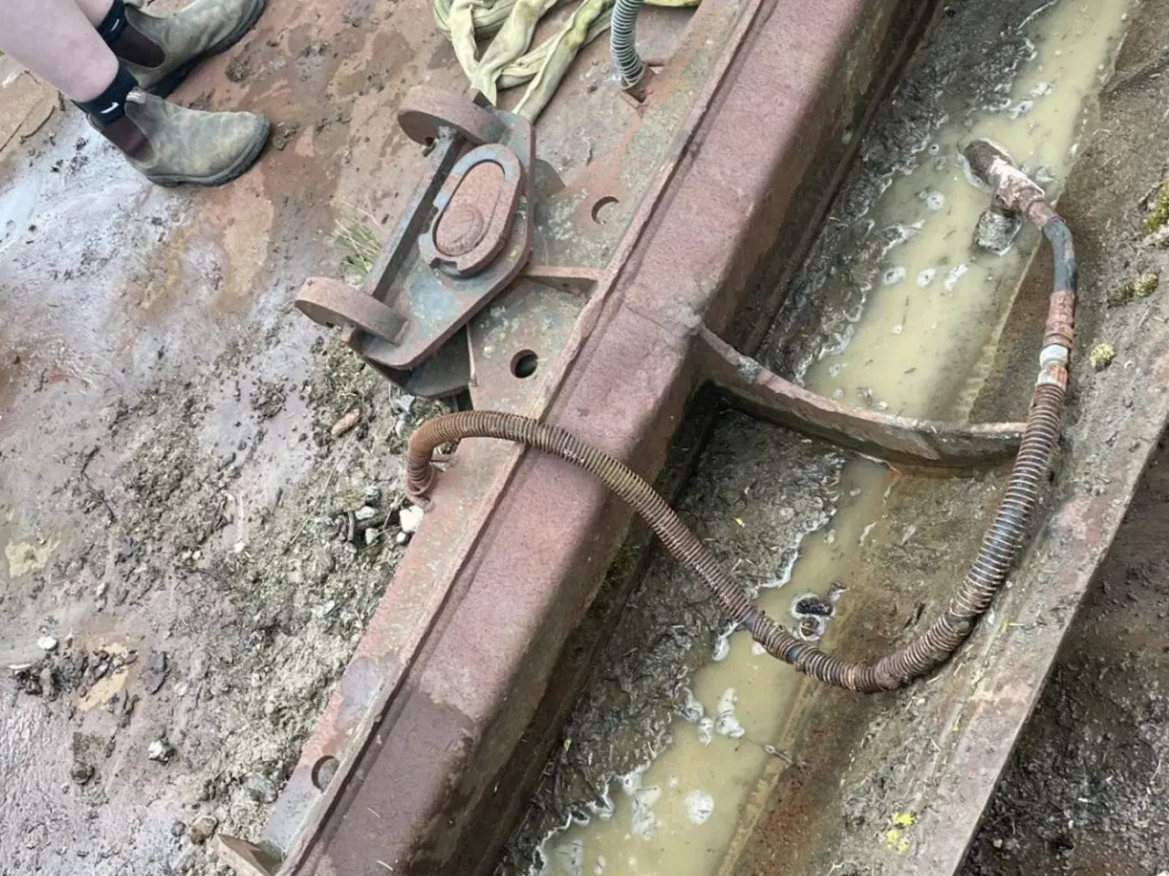 Billede 3 - JCB 60 cm skovl Brugt planerskovl med hydraulisk kip. 130cm,