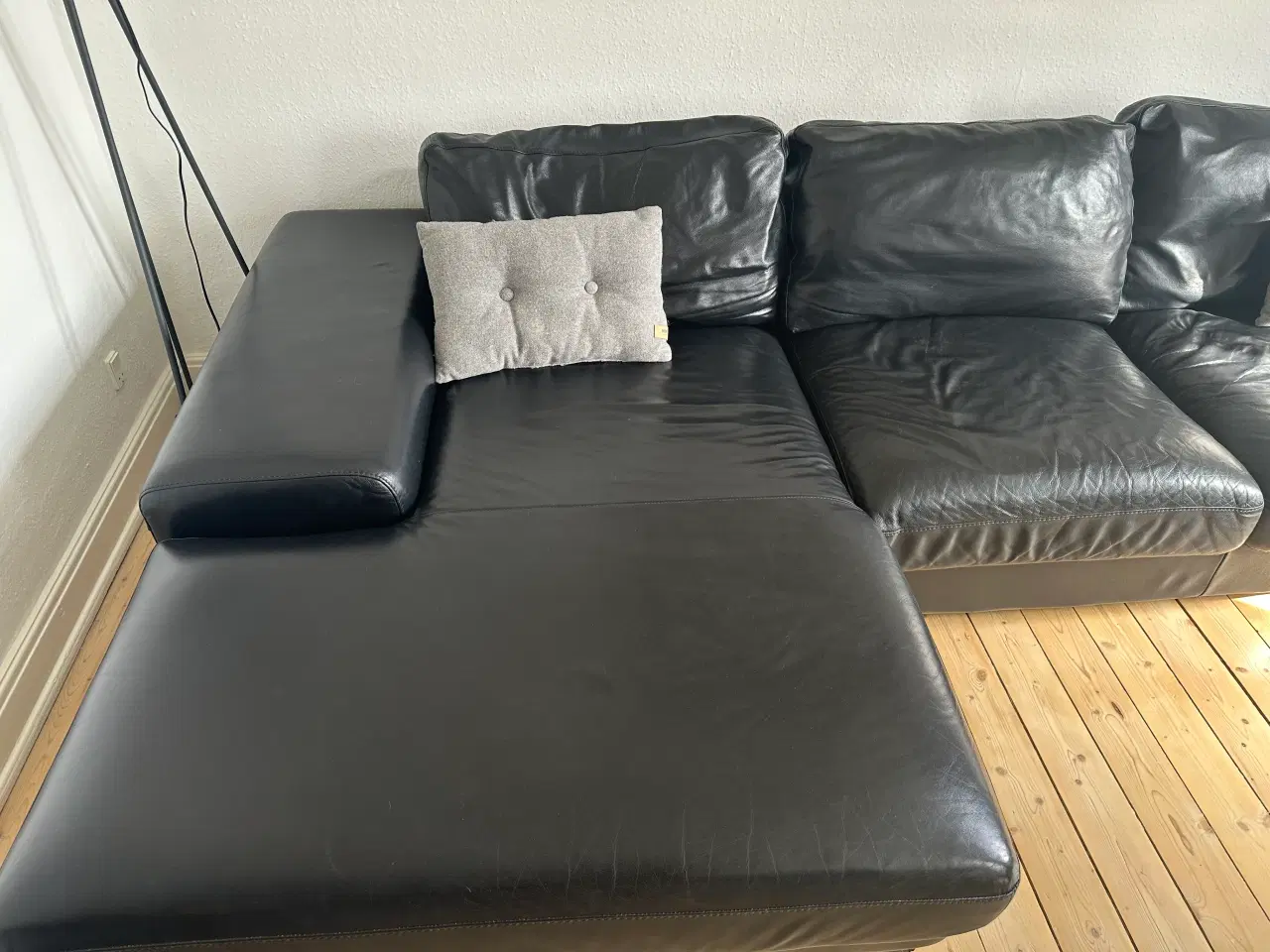 Billede 4 - Stor flydersofa i læder