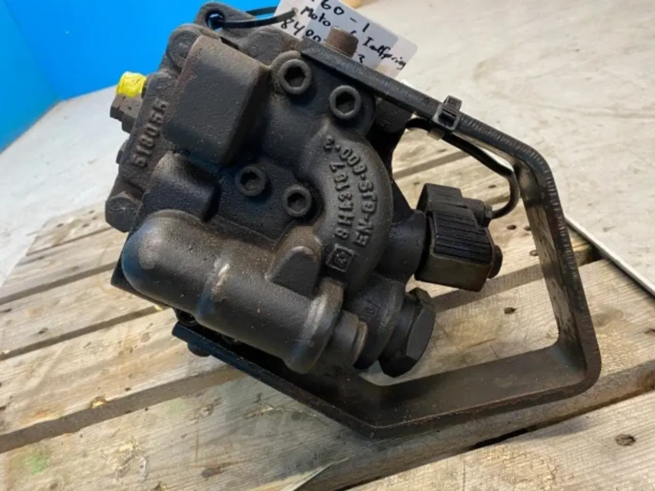 Billede 6 - New Holland FX60 Hydraulikmotor 84807753