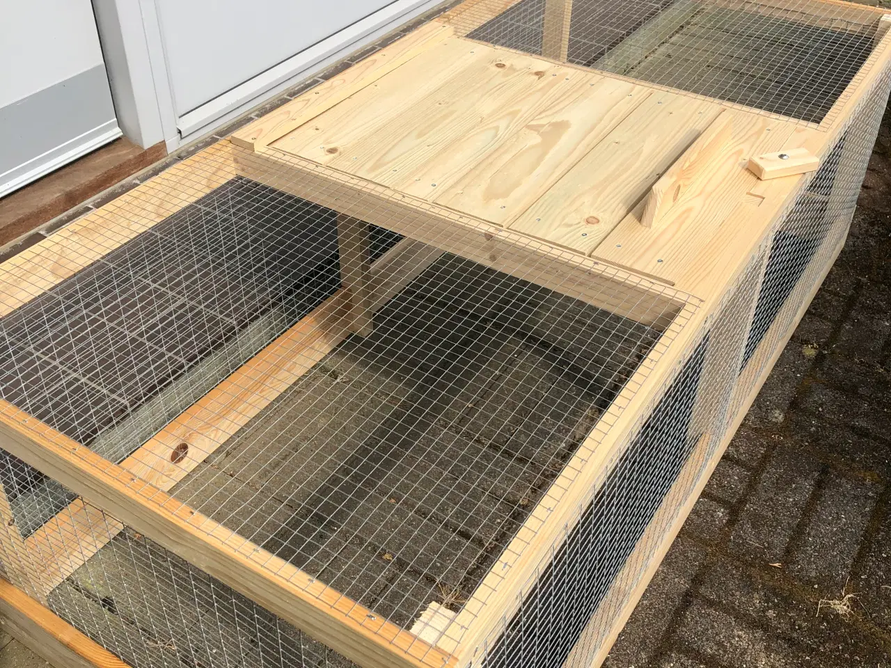 Billede 1 - Løbegård - kaninbur