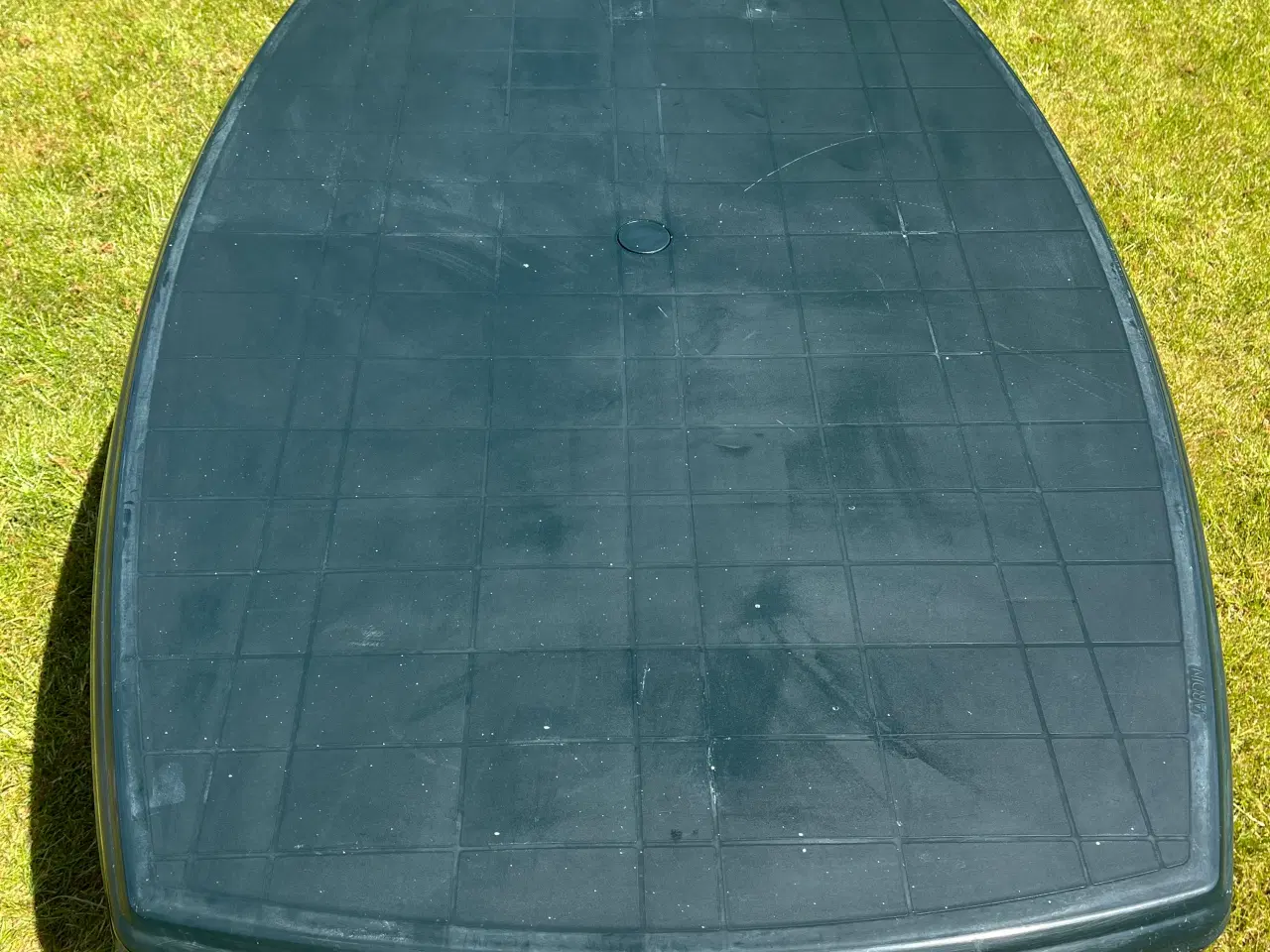 Billede 2 - Havebord i plast 