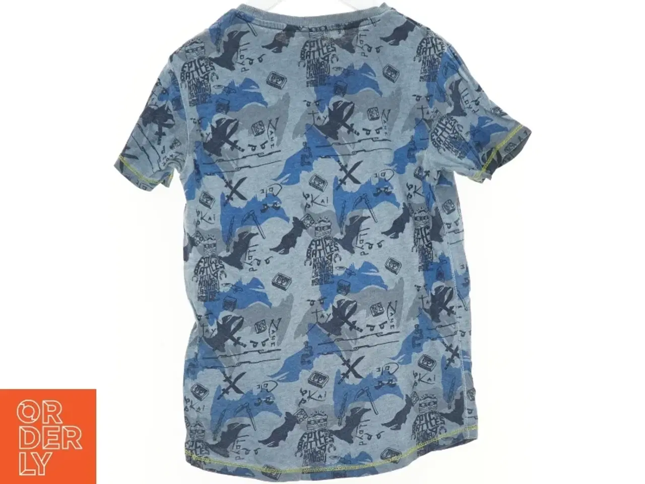 Billede 2 - T-Shirt fra Lego (str. 140 cm)