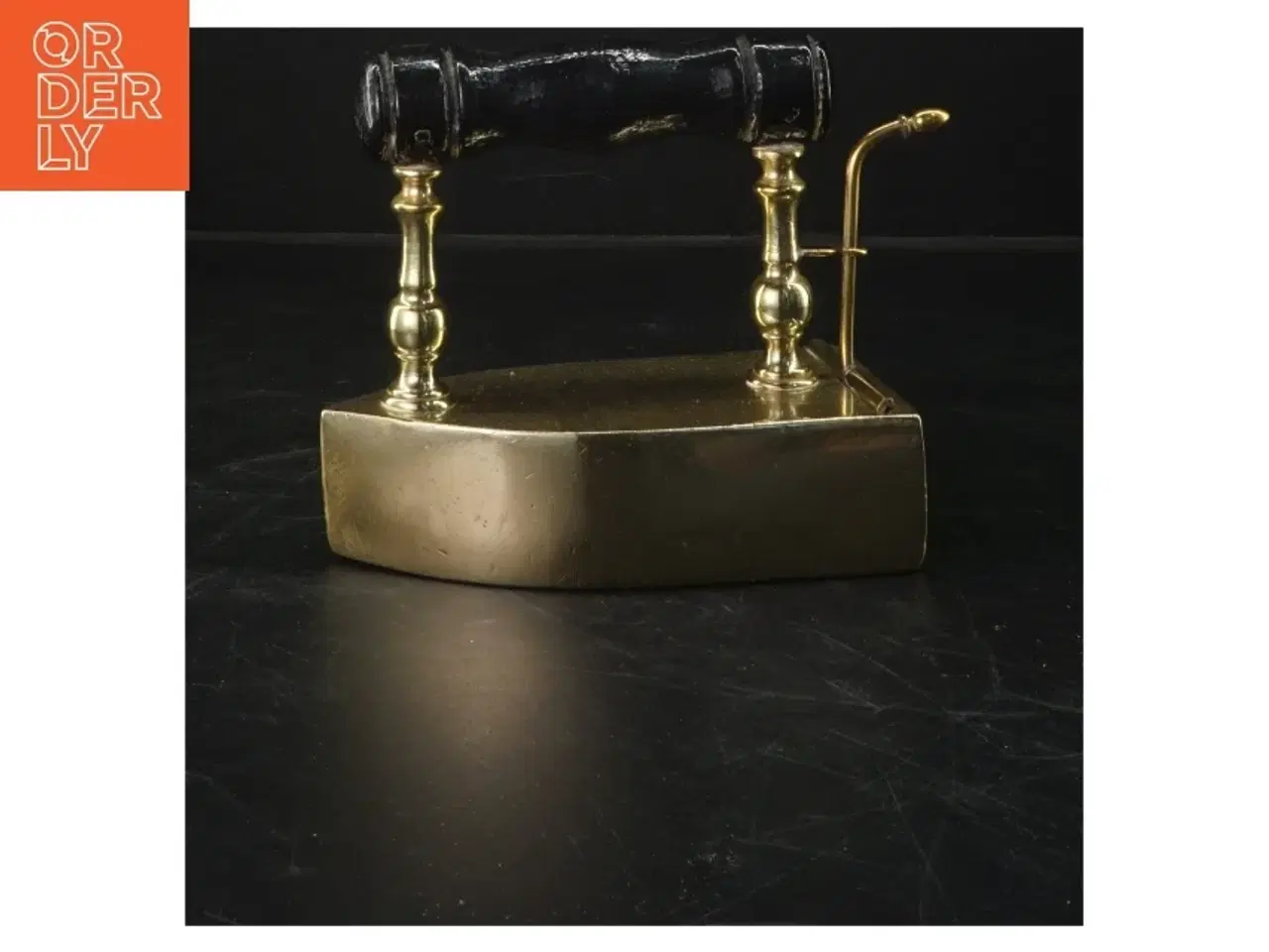 Billede 1 - Messingstrygejern (str.  14,5x13 cm)