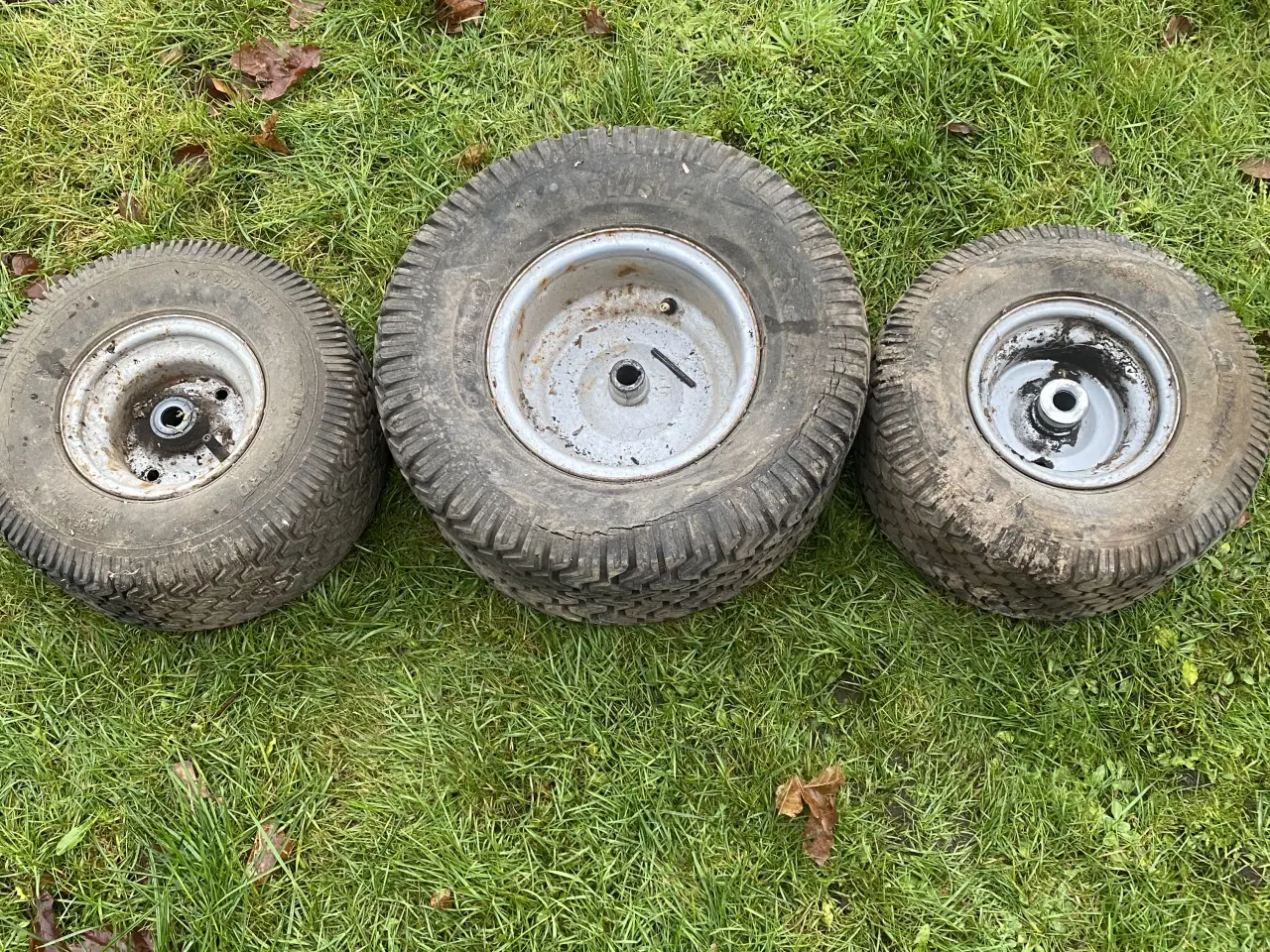 Billede 2 - Dæk til havetraktore 