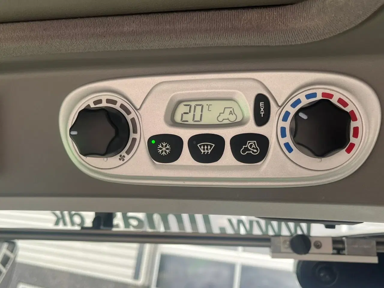 Billede 9 - Deutz-Fahr Agrotron 8280 TTV Stage V Warrior med fuld affjedring og evt. GPS