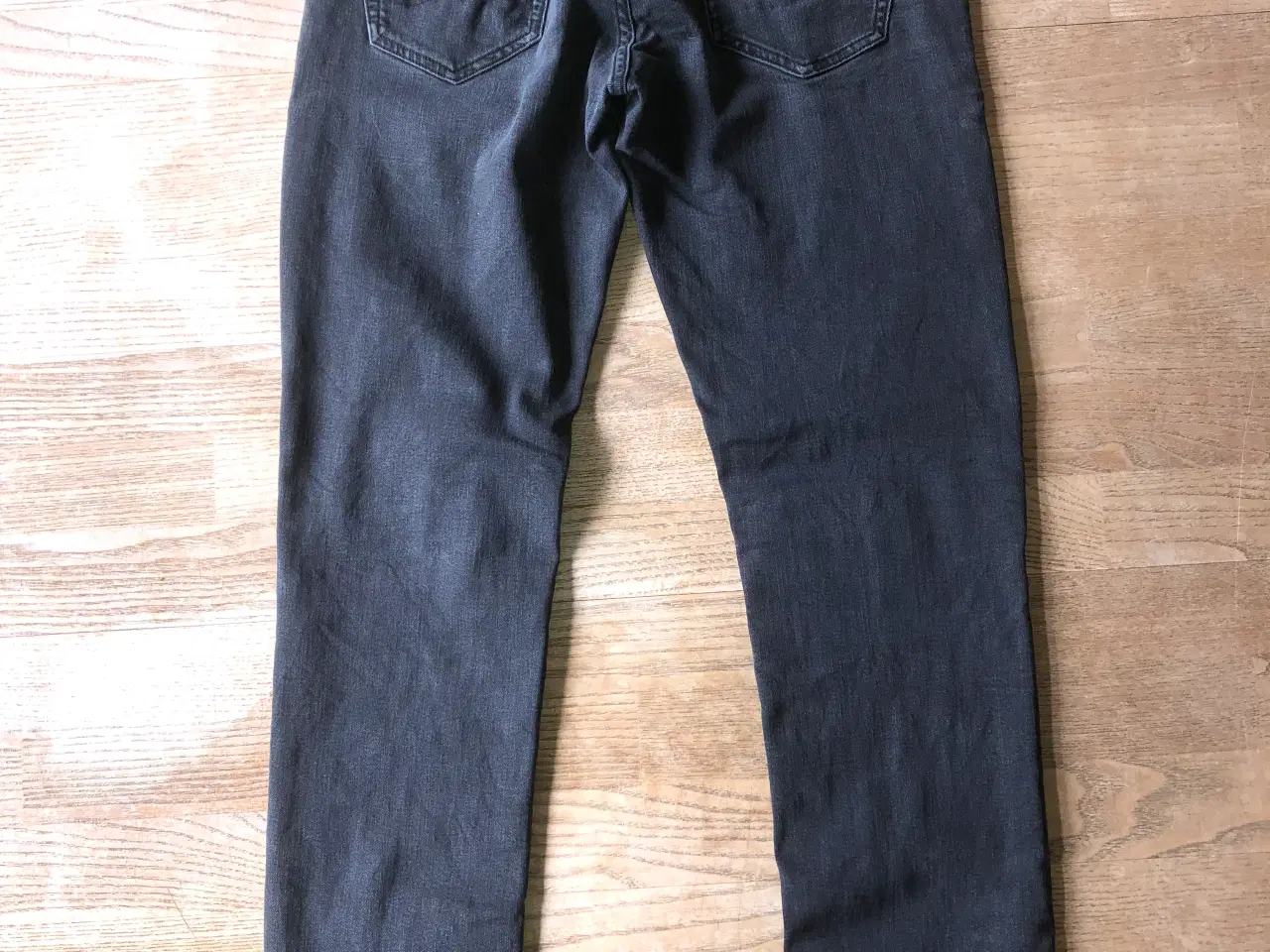 Billede 3 - Mørkegrå jeans fra Jack & Jones str. W31/L34