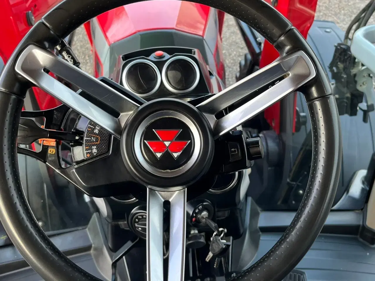 Billede 9 - Massey Ferguson 8S.245 Med stor frontlæsser. Dyna 7 Efficient. Kan leveres med GPS anlæg på.