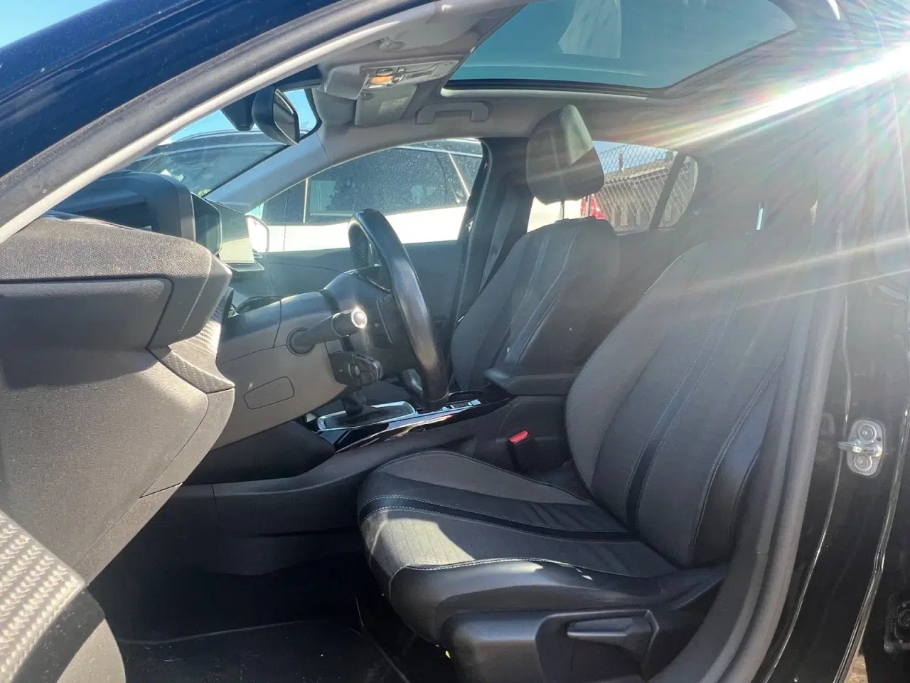 Billede 2 - Peugeot 208 1,5 BlueHDi 100 Allure Sky