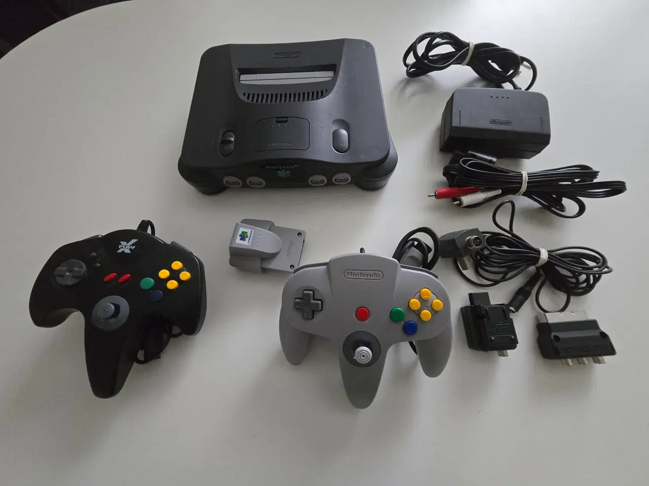 Billede 1 - Nintendo 64, inkl. 6 spil