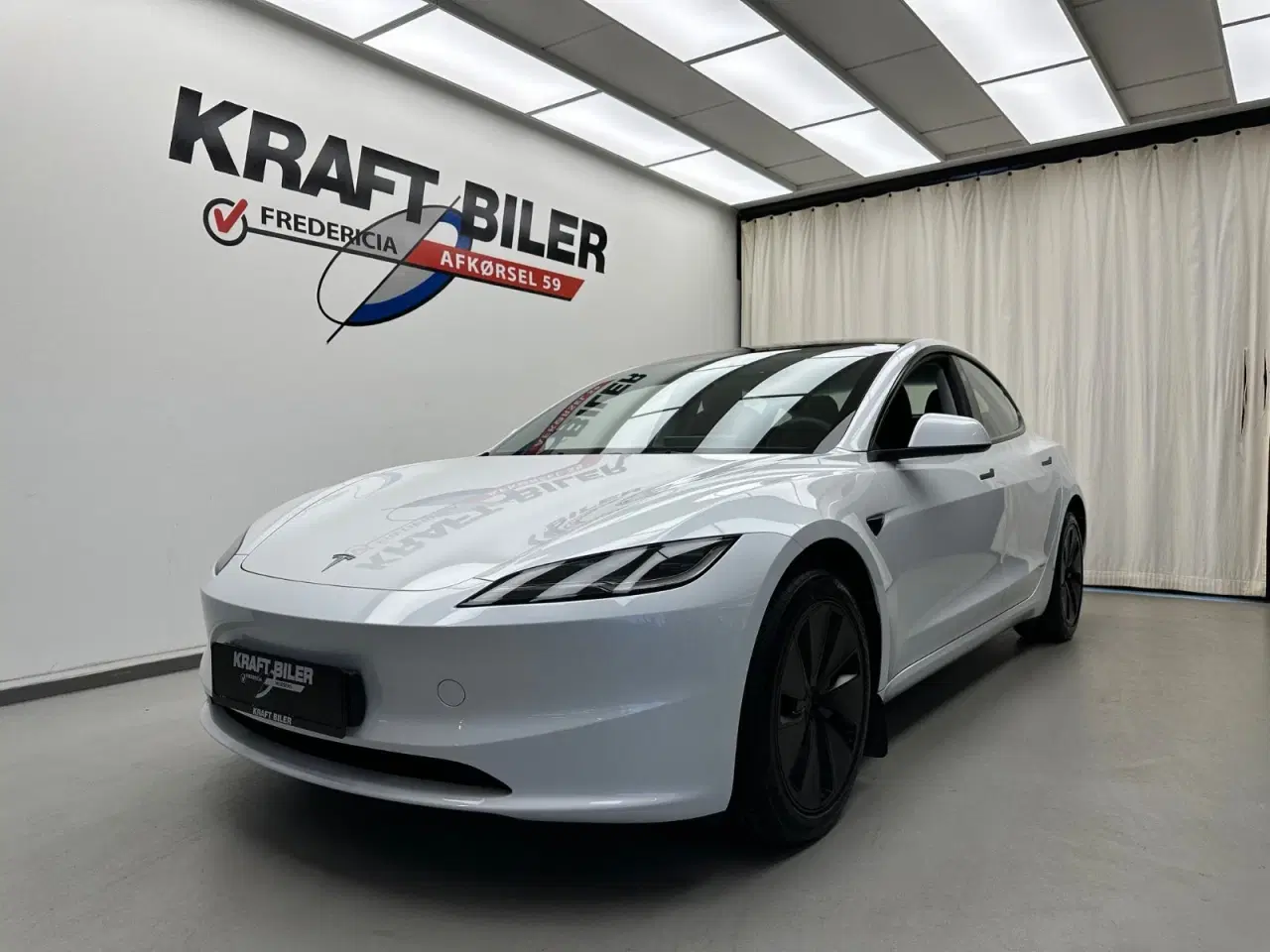 Billede 1 - Tesla Model 3  RWD