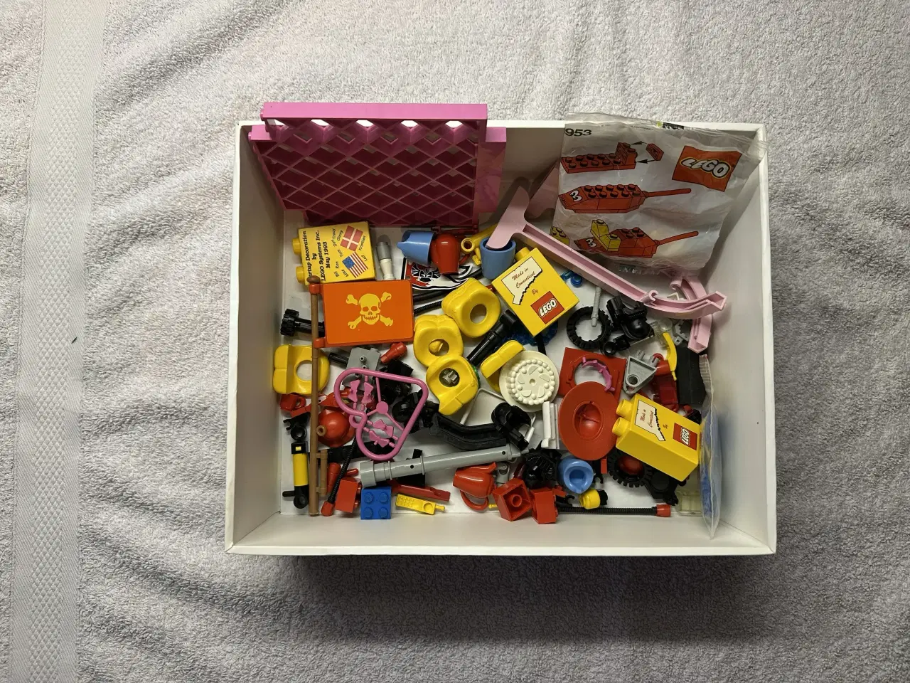 Billede 17 - Unikke LEGO nøglering og figurer ca. +40 fra 90'er