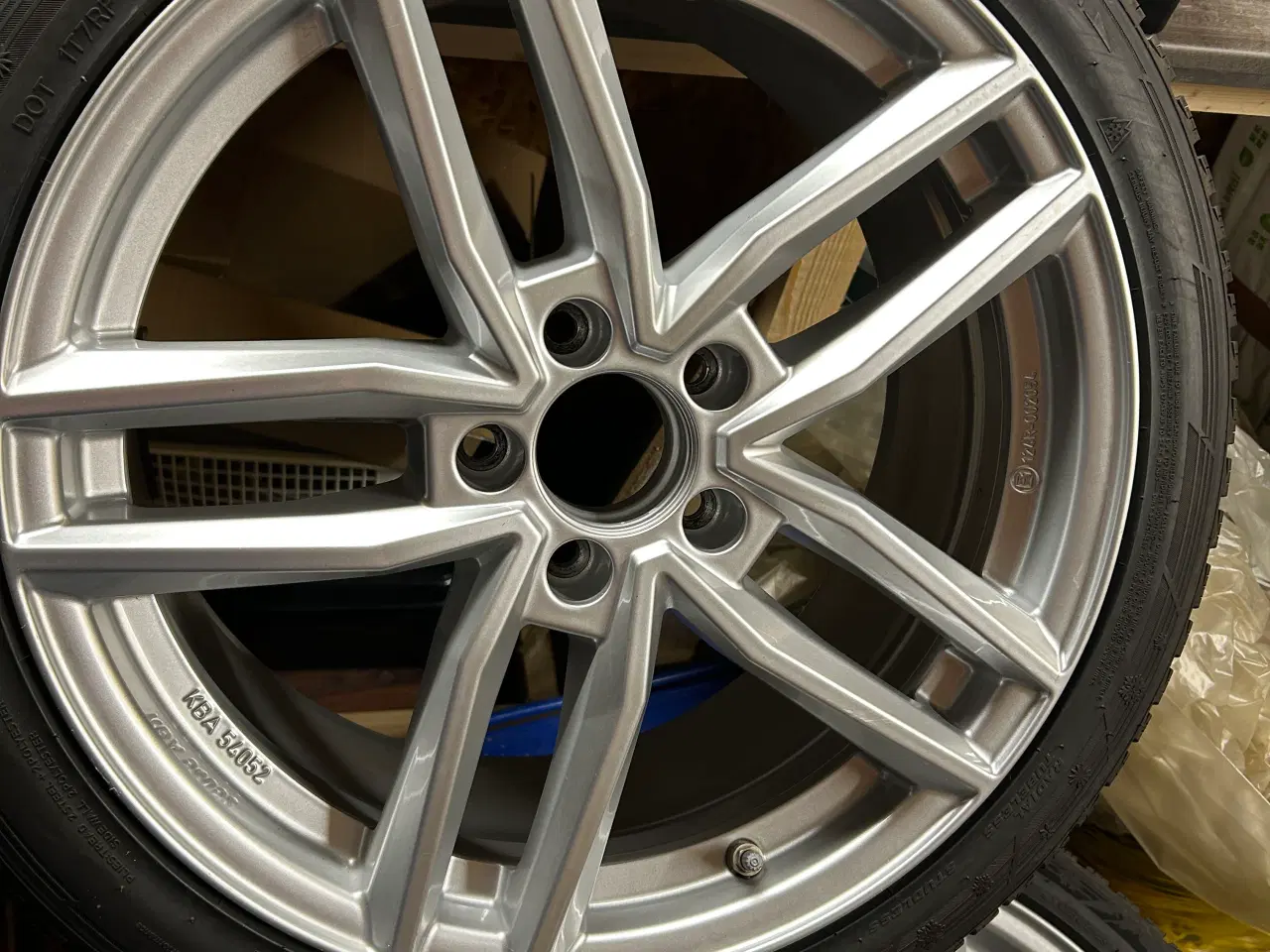Billede 5 - 18” Alufælge med vinterdæk 