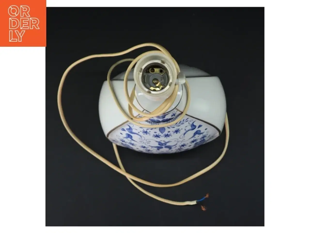 Billede 3 - Bordlampe med blåt mønster (str. 35 cm)
