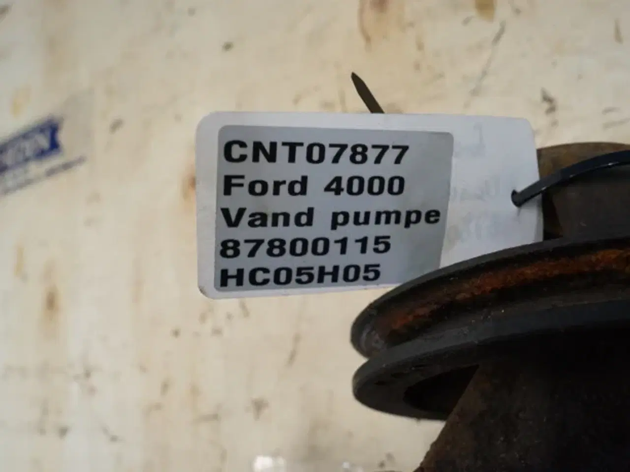 Billede 10 - Ford 4000 Vandpumpe 87800115