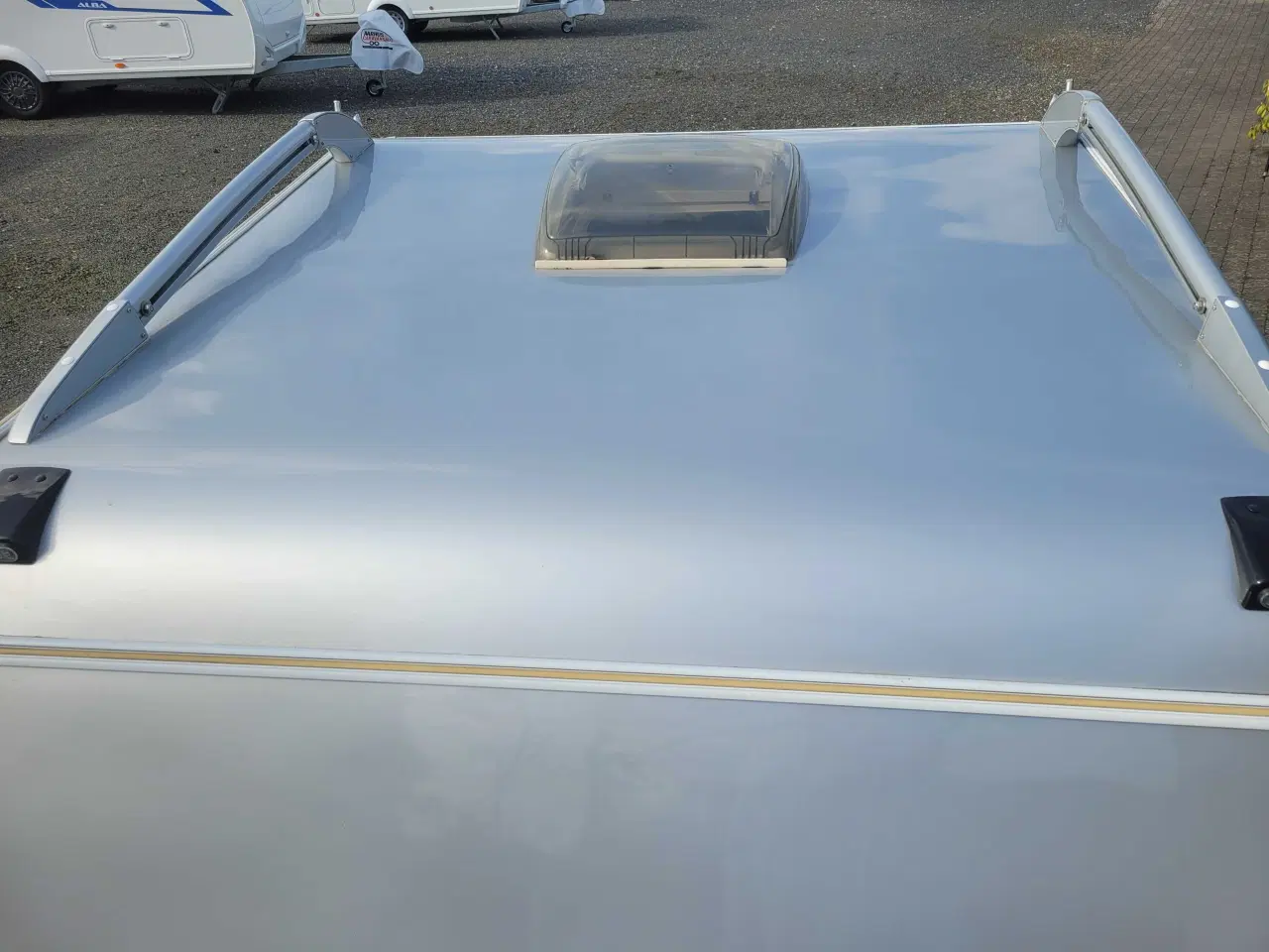 Billede 15 - Dethleffs Miniglobe..perfekt til elbil..kun 280kg.