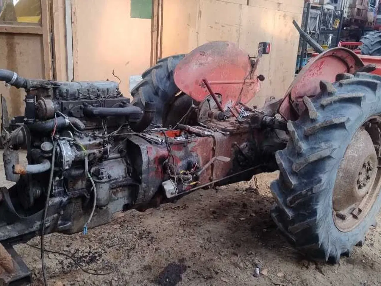 Billede 3 - Defekte Massey Ferguson traktorer købes til ophug 