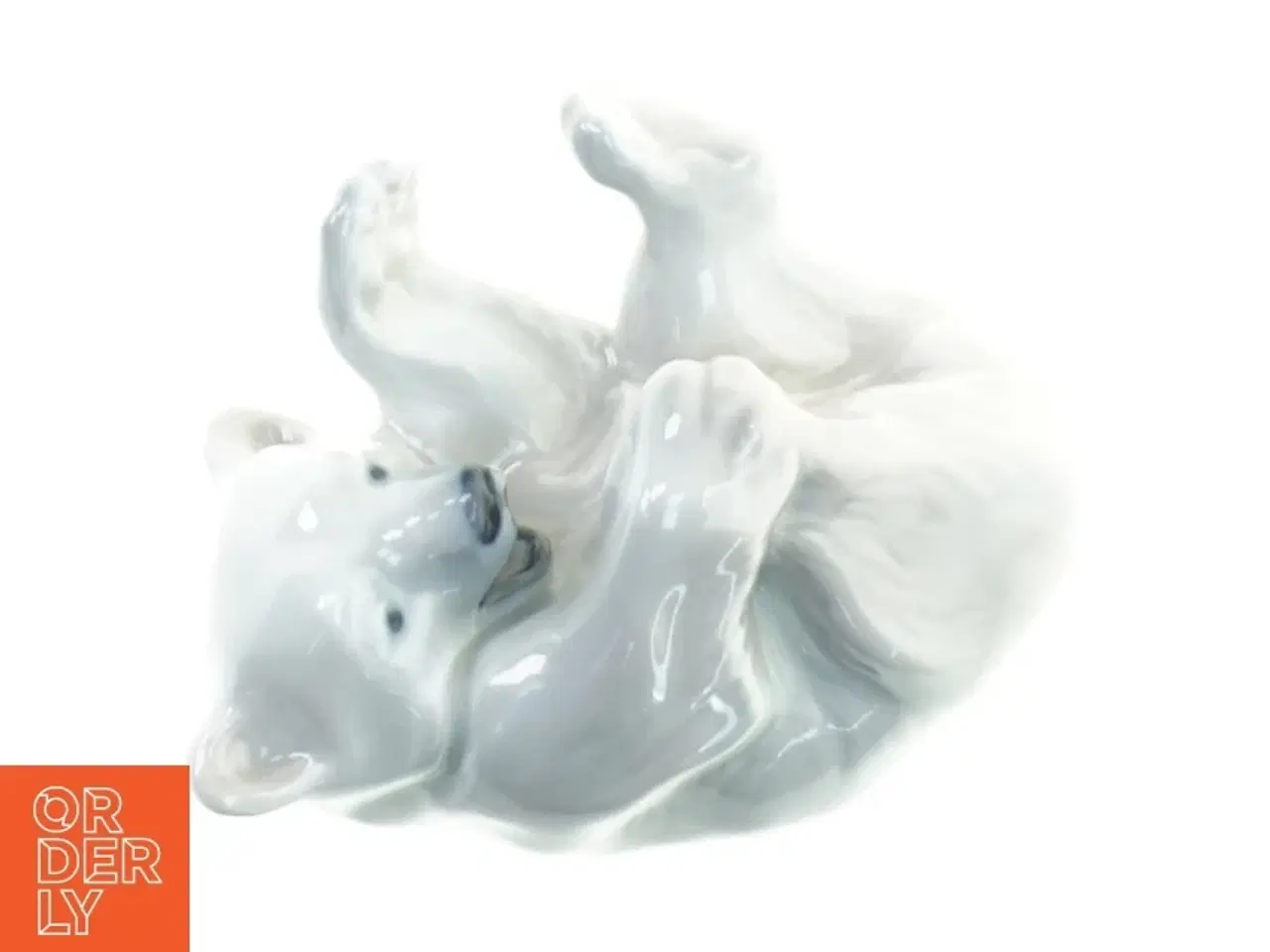 Billede 2 - Liggende isbjørn fra Royal Copenhagen (str. 12 x 9 cm)