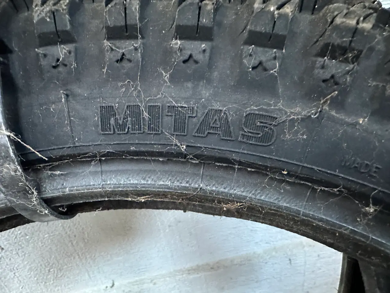Billede 3 - Knallertdæk Mitas