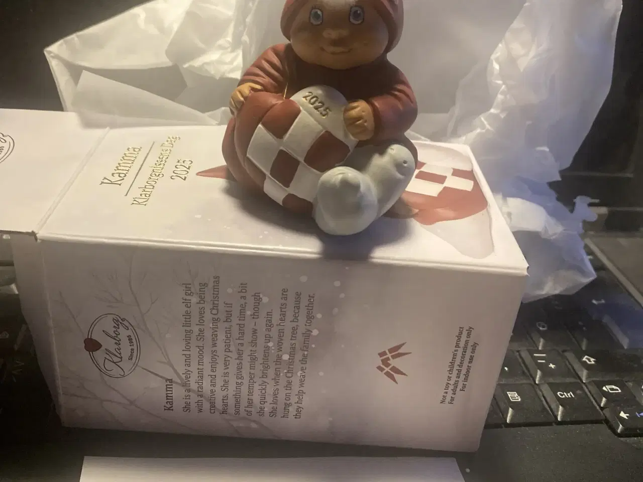 Billede 2 - Klarborg Kamma årsnisse