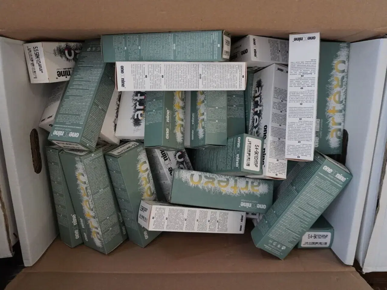 Billede 3 - Kasse med Artego "one60nine" hårfarve, 150ml