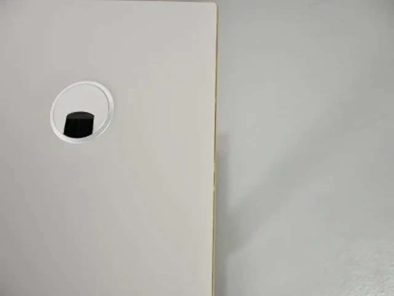 Billede 8 - Scan office hæve-/sænkebord med grå laminat og let buet plade, 178 cm.