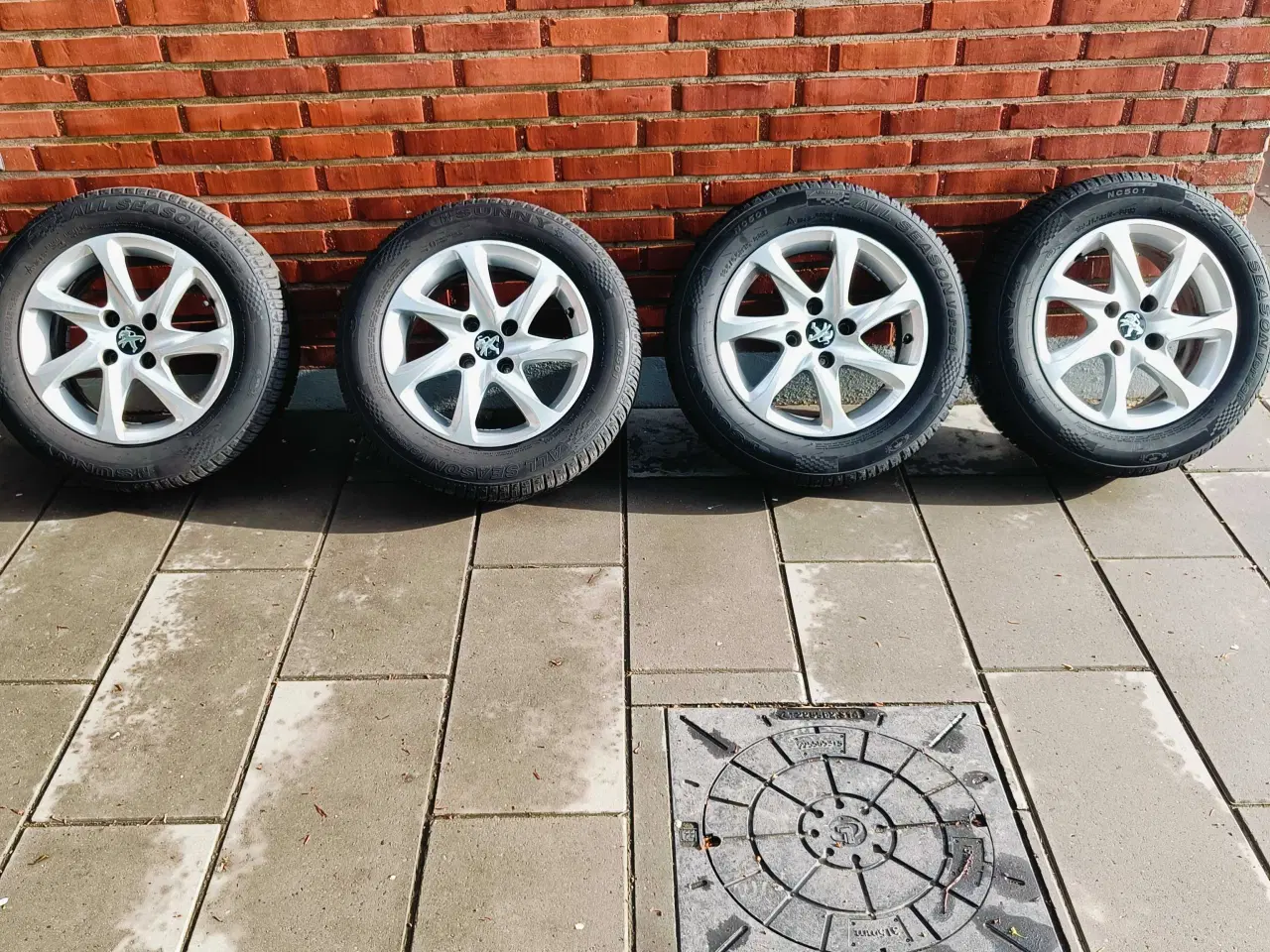 Billede 1 - Peugeot 208 hjul