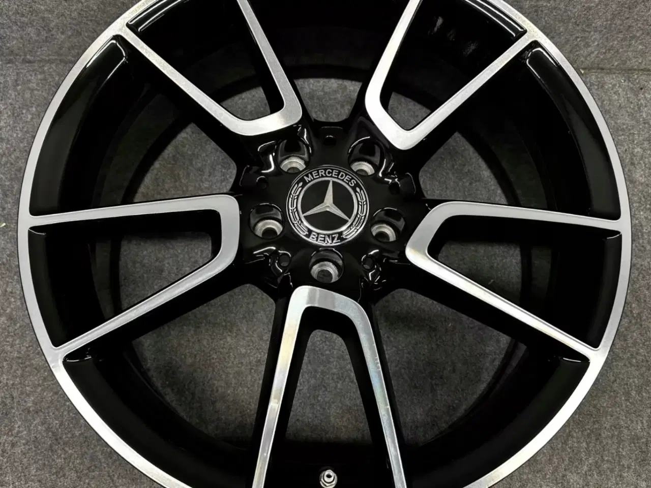 Billede 8 - ALUFÆLGE MERCEDES C 205 AMG 19"