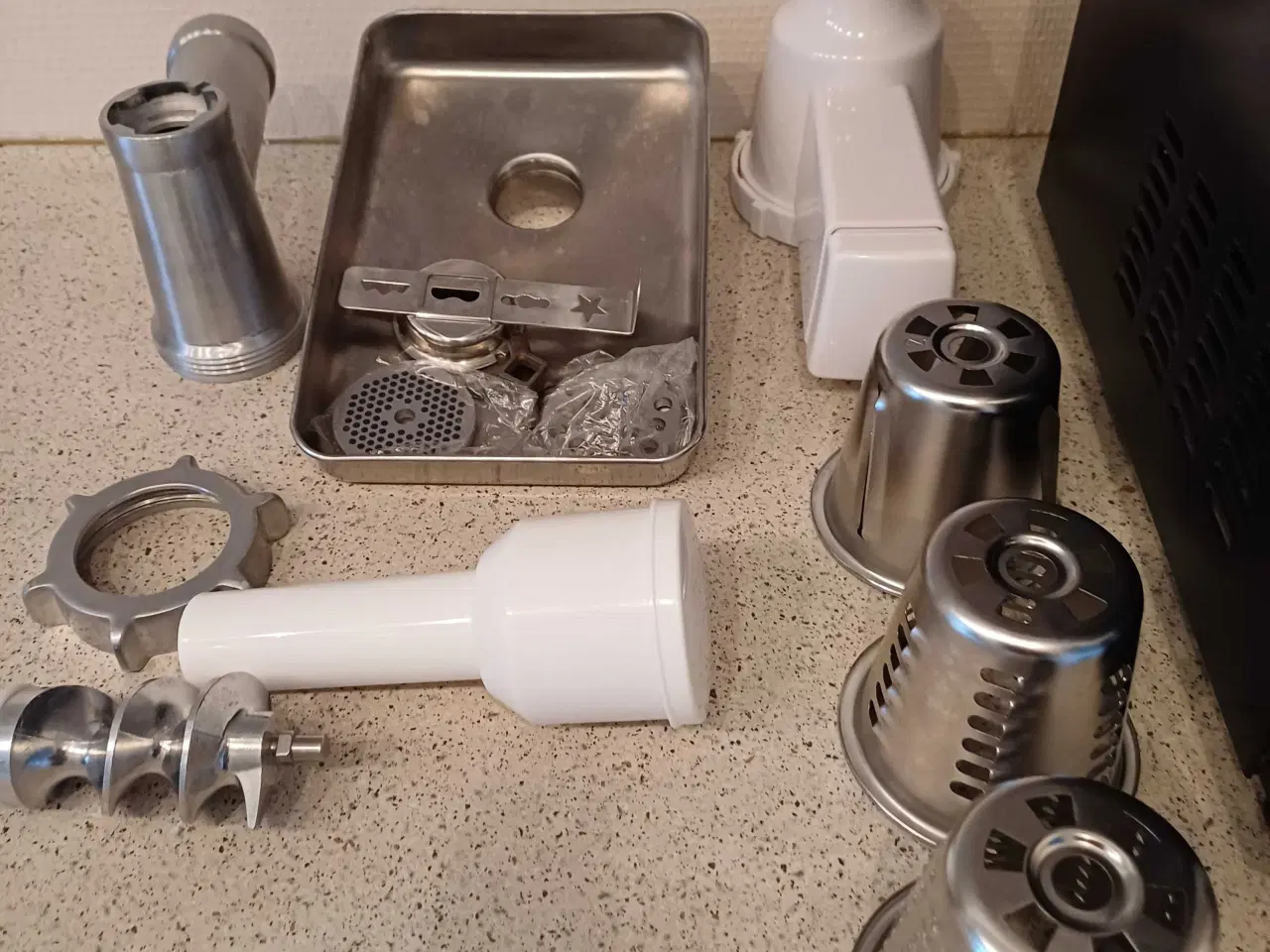 Billede 1 - OBH kødhakker og råkostsnitter