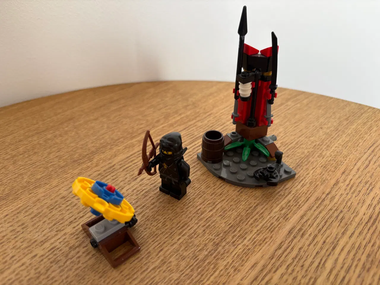 Billede 2 - LEGO Ninjago – Ninja Training Outpost (2516)