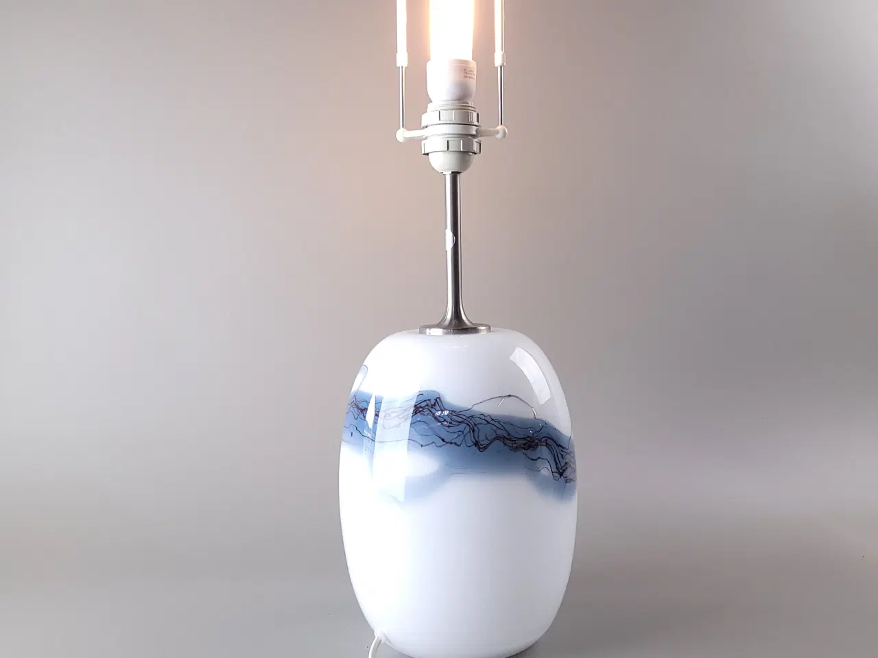 Billede 2 - ⭐️· Smuk Holmegaard Sakura Stor Oval Bordlampe