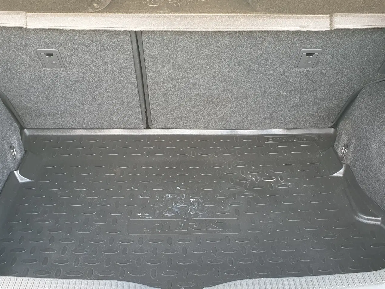 Billede 2 - Toyota auris 2,0 diesel med PARTIKEL filter 