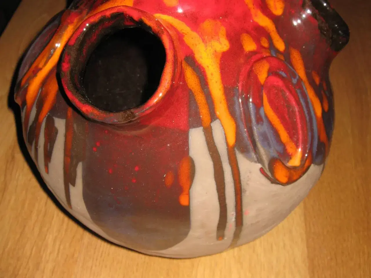 Billede 2 - Kugleformet keramikvase