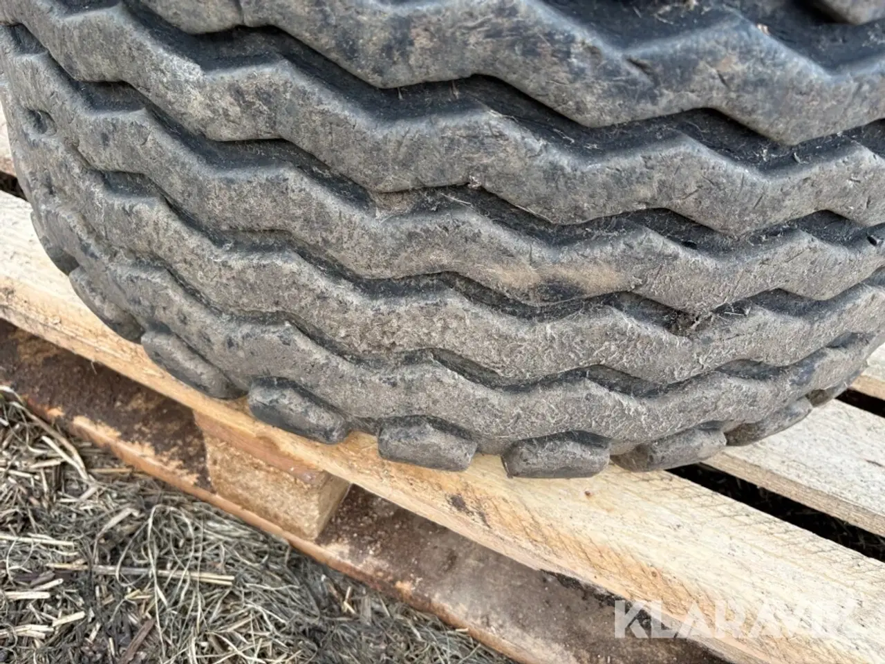 Billede 12 - Dæk BKT Implement-AW705 4 styk.