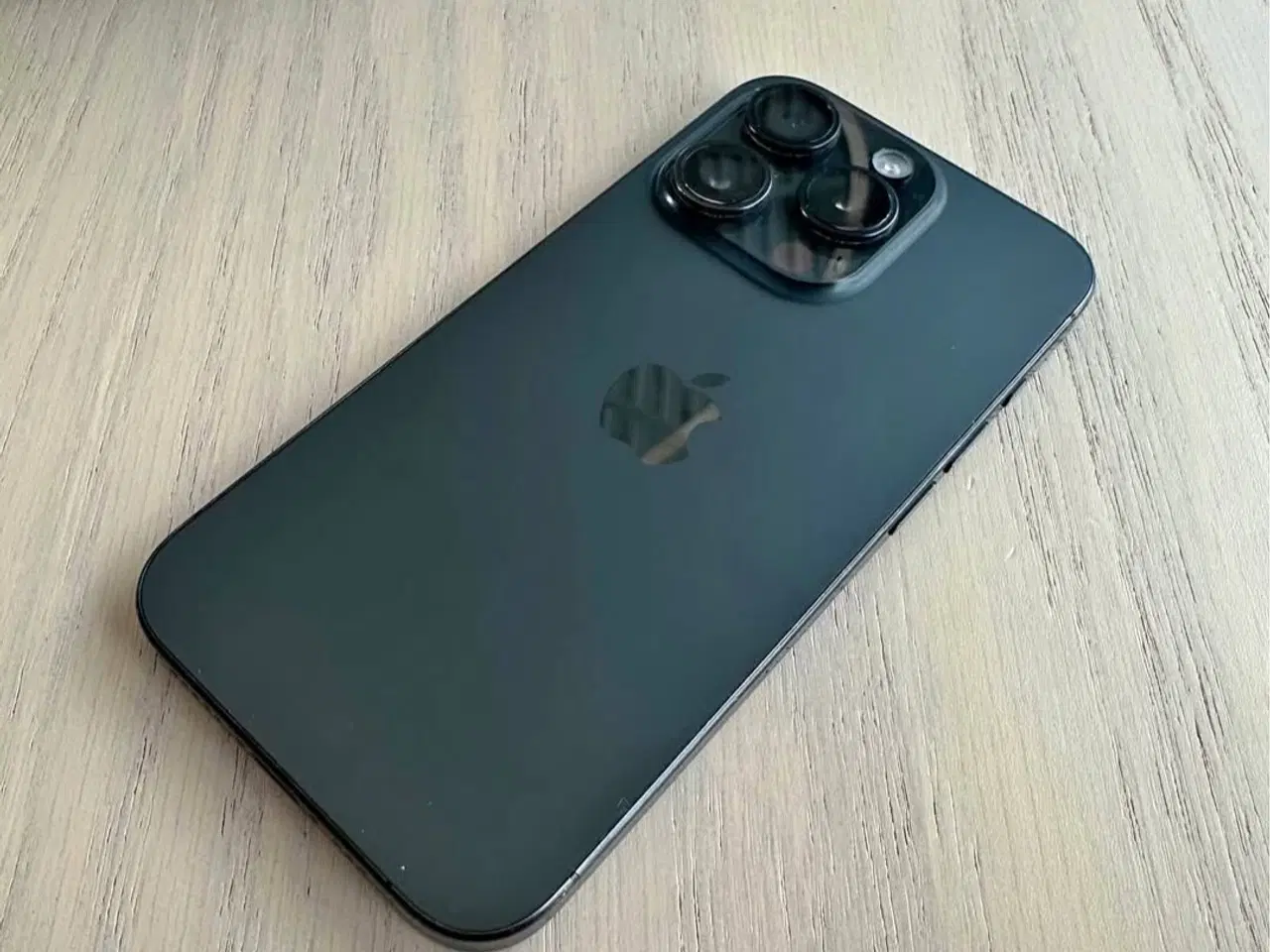 Billede 3 - Iphone pro 15. 
