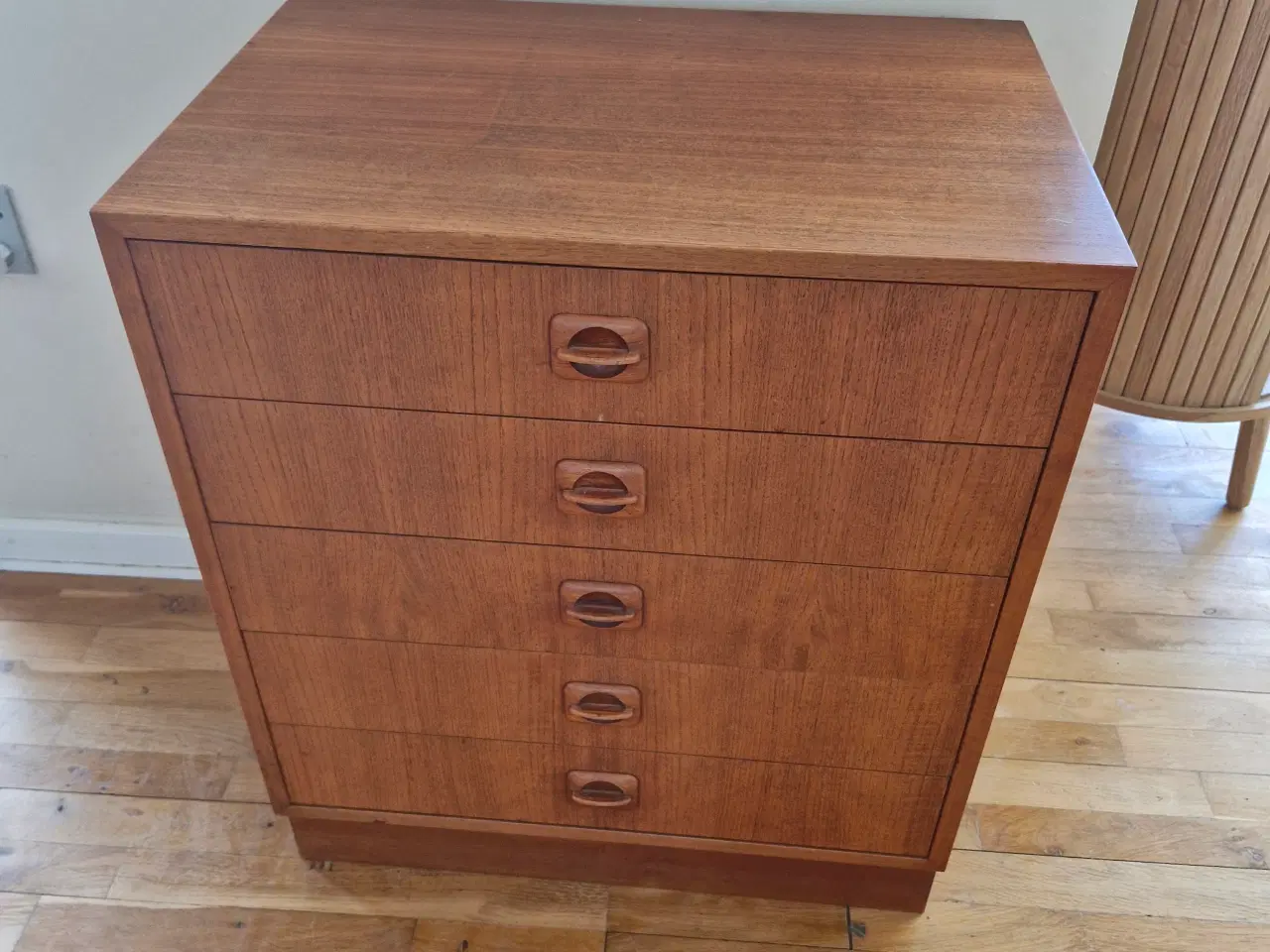Billede 1 - Retro kommode