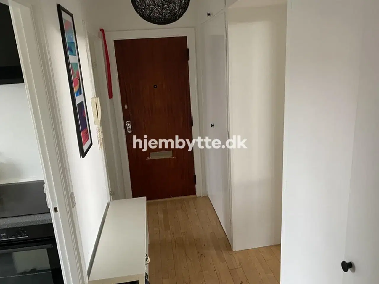 Billede 11 - Hjembytte - Stolpehøj