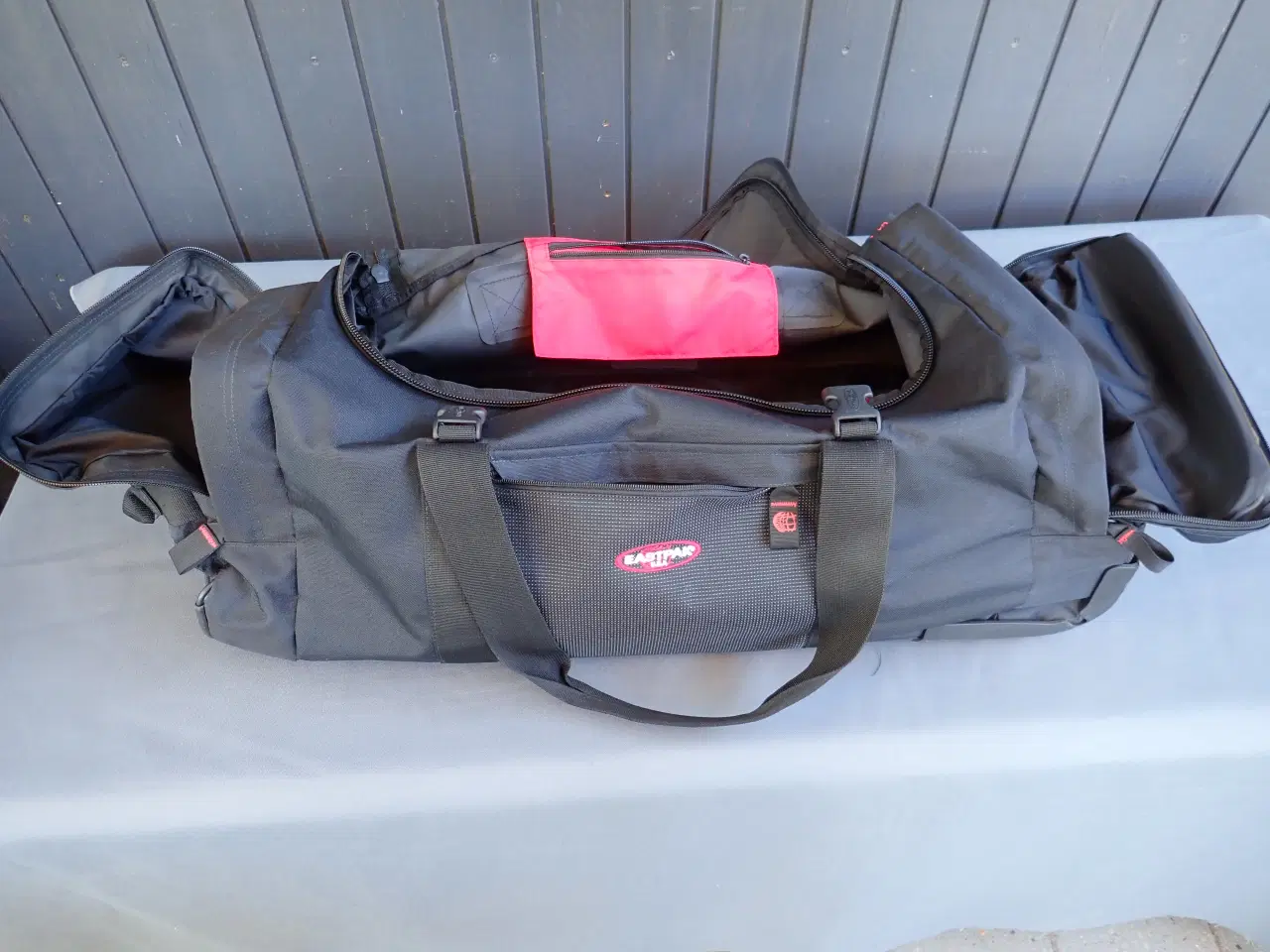Billede 8 - EASTPAK REJSETASKE BLACK