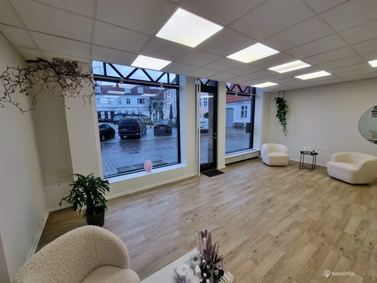 Billede 4 - Butik. klinik. salon - med bedste beliggenhed - i alt 88 kvm