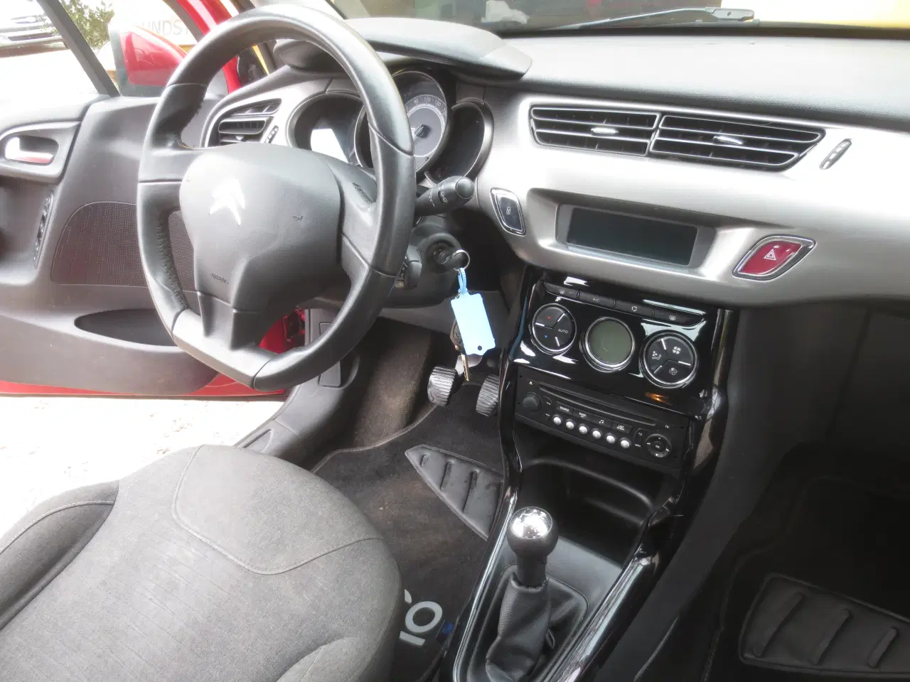 Billede 13 - Citroen C 3 1.6 HDI År 16 Defekt !