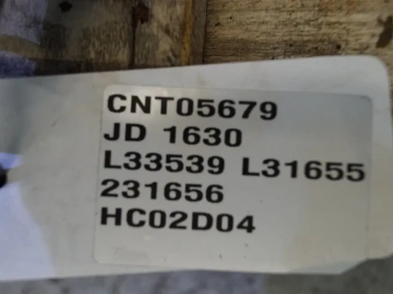 Billede 15 - John Deere 1630 Liftspindel