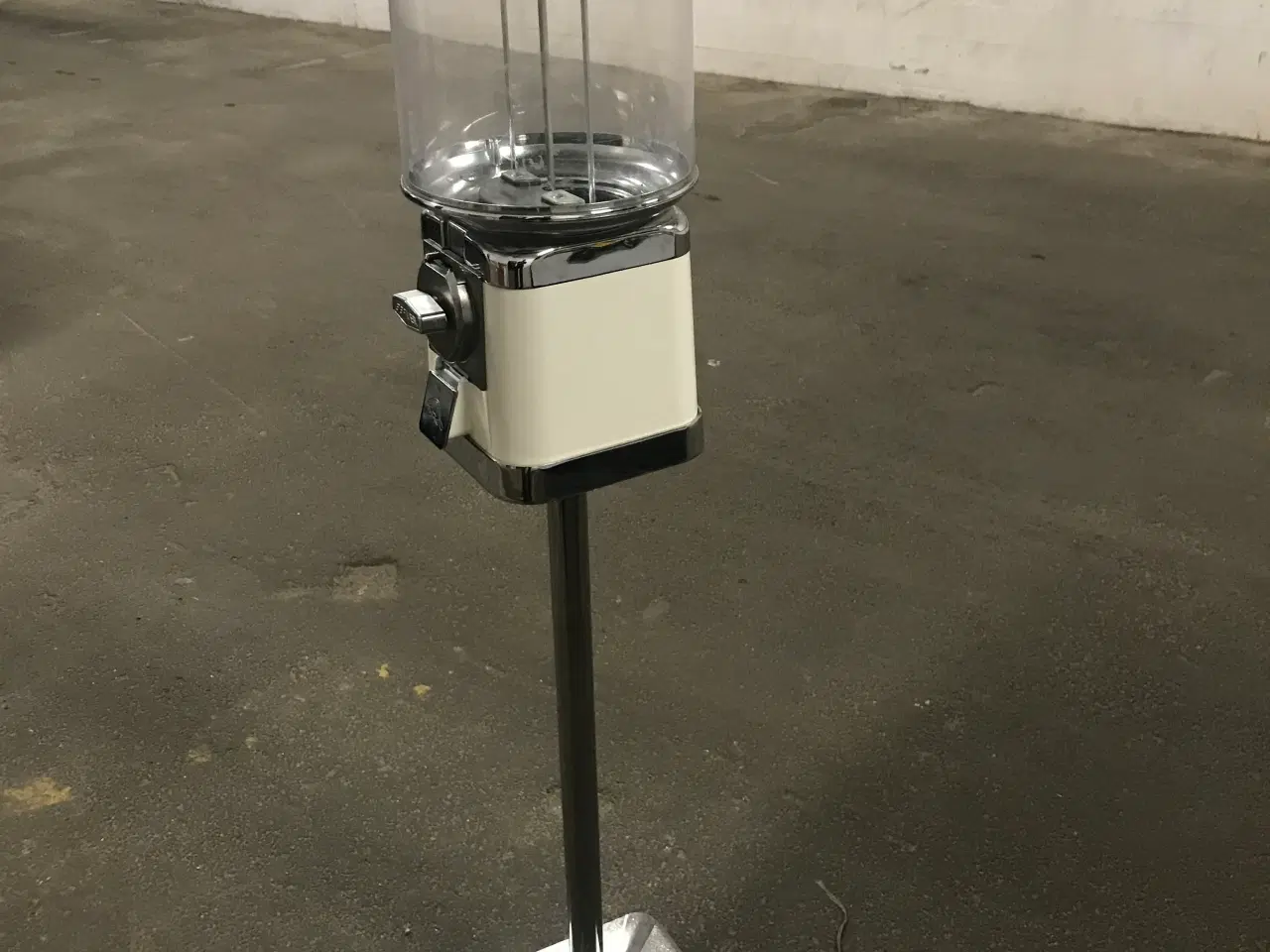 Billede 1 - slikautomater