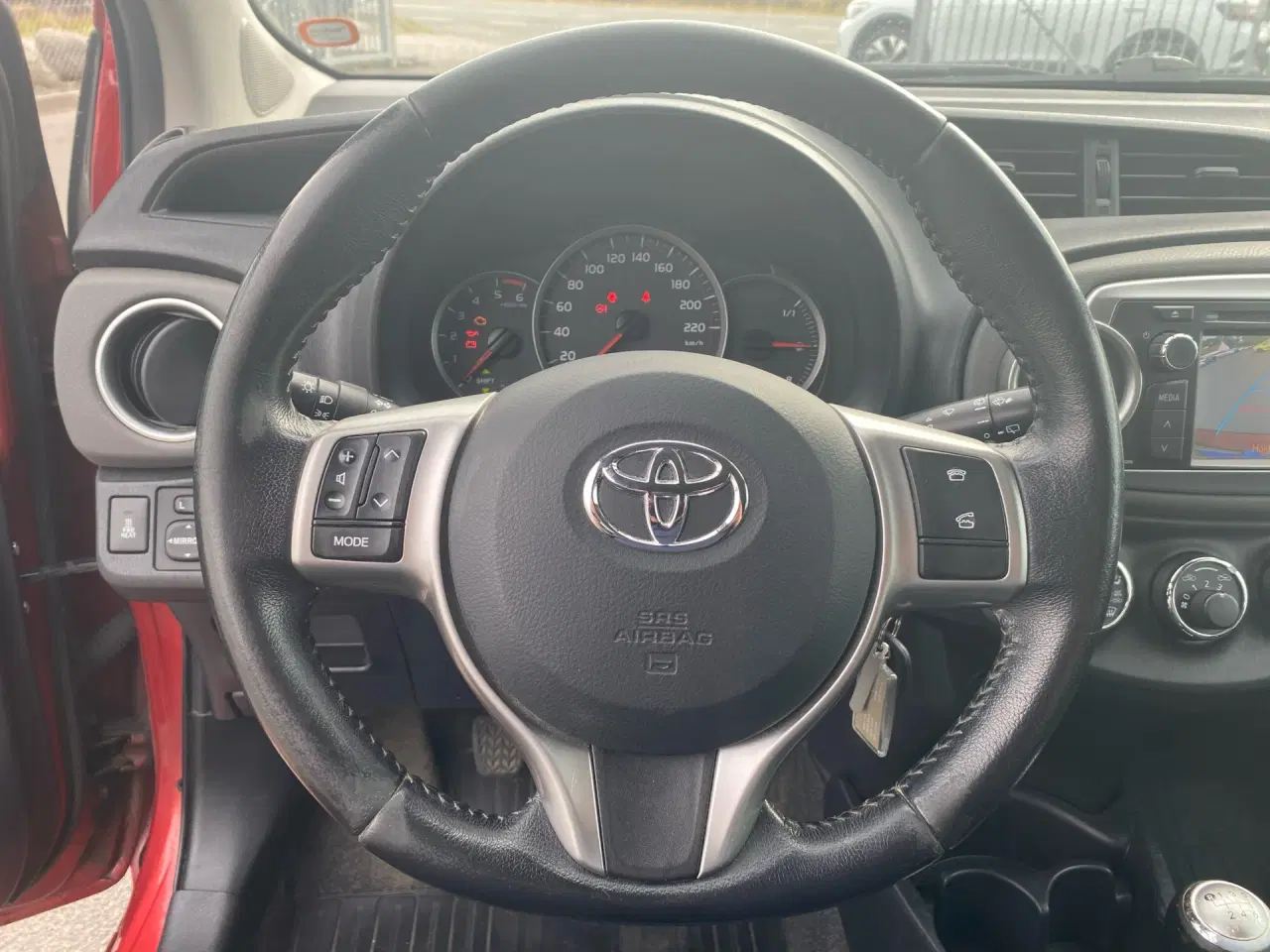 Billede 15 - Toyota Yaris 1,4 D-4D T2 90HK 5d 6g
