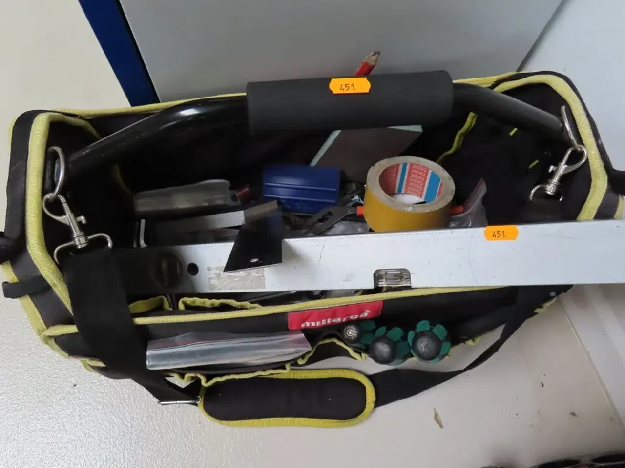 Billede 1 - Værktøjstaske med indhold