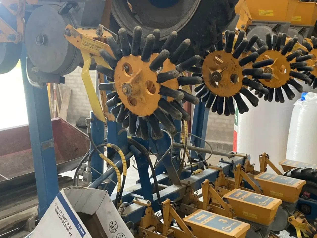 Billede 2 - Kleine Unicorn 3, 12 rækket. Utrolig velholdt maskine fra ophør.