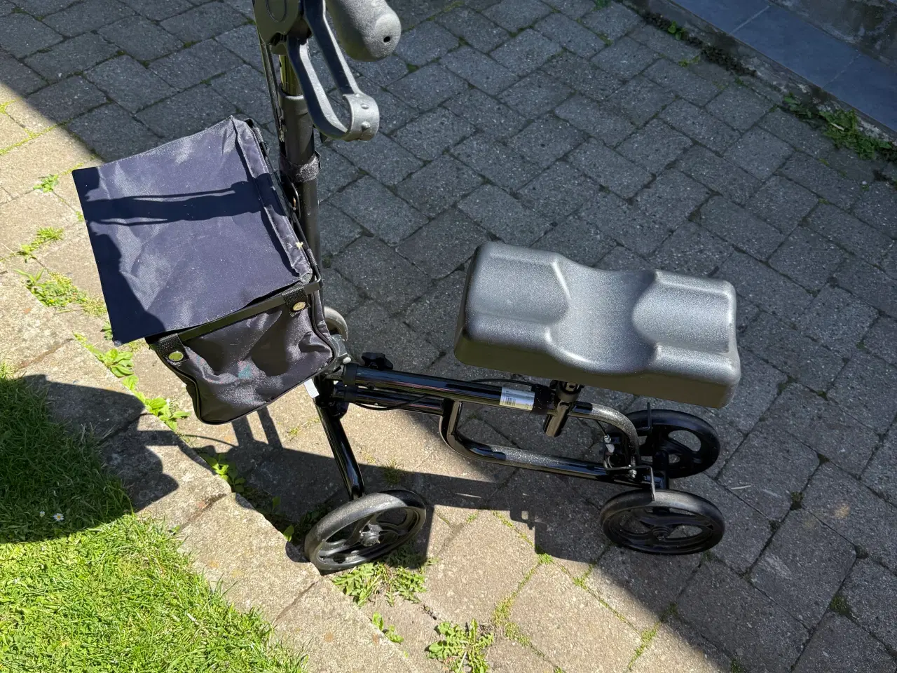 Billede 3 - Knæ rollator 