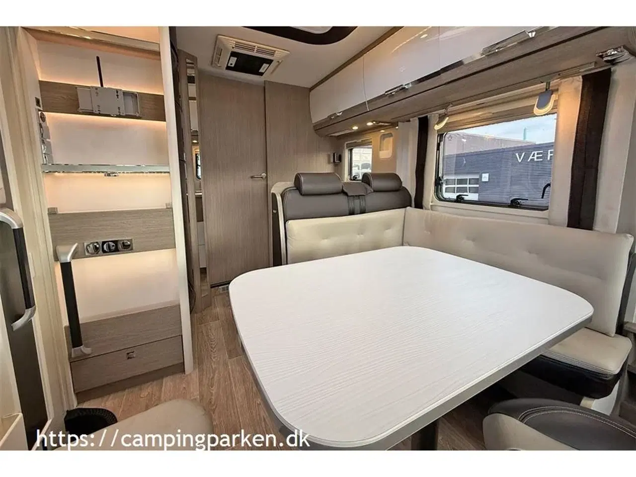 Billede 4 - 2018 - Dethleffs Magic Edition Silver   Dethleffs Magic Edition, kvalitetsvogn med eksklusivt udtryk, Automatgear, Hydrauliske støtteben og aircondition