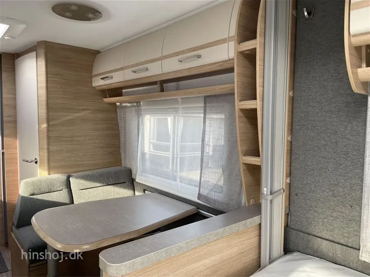 Billede 8 - 2024 - Fendt Bianco Activ 550 KMG   Lækker køjevogn med enkeltsenge fra Hinshøj Caravan.