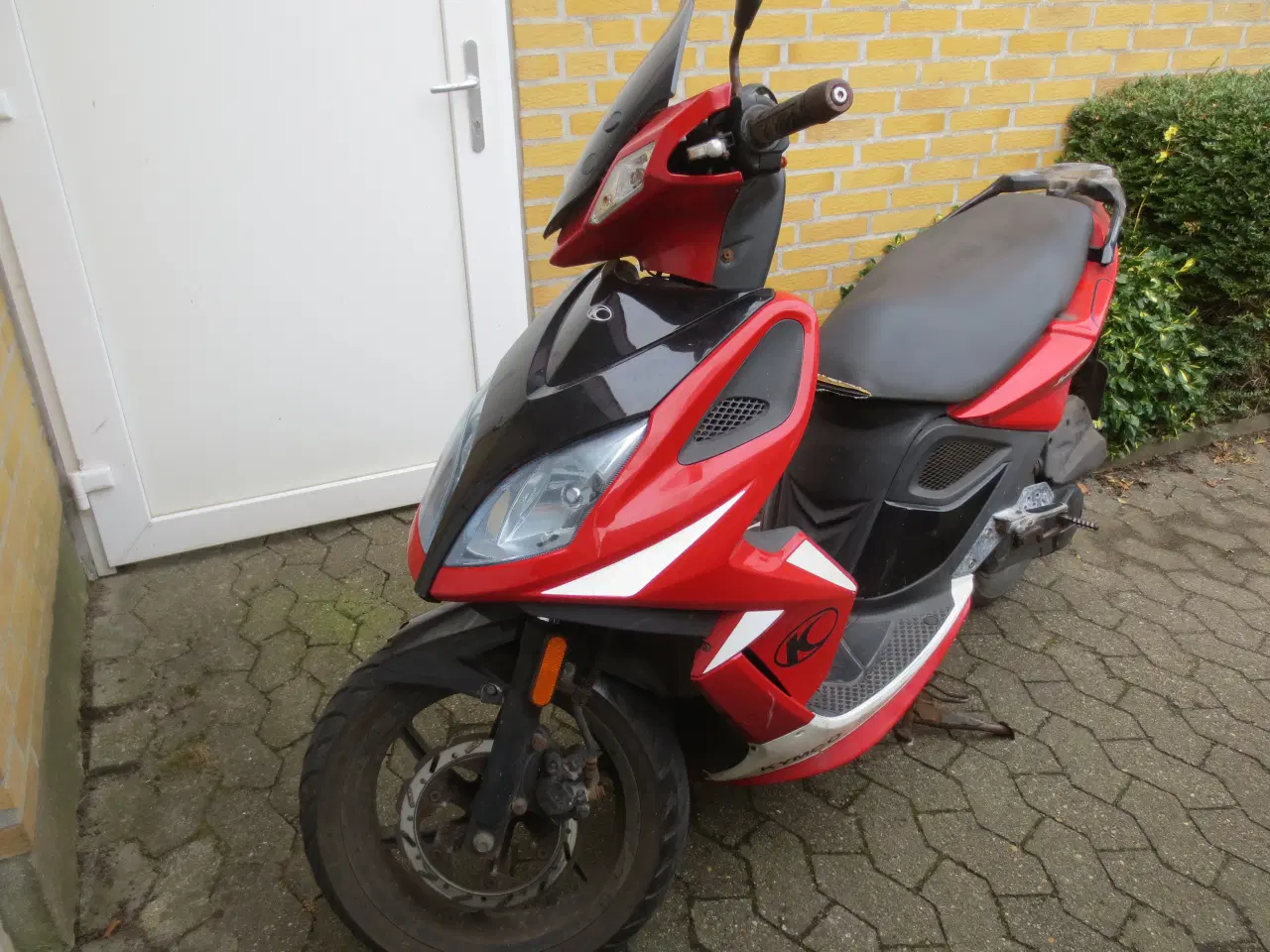 Billede 1 - 1 stk Kymco Super 8  knallert  30 km 