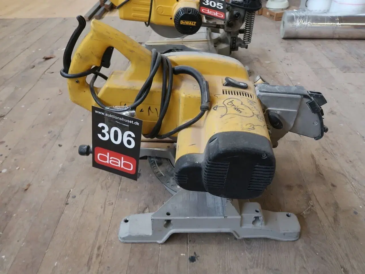 Billede 3 - Kap-/geringssav, Dewalt DW707